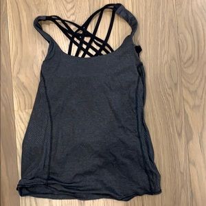 Lululemon tank w/ attached sports bra